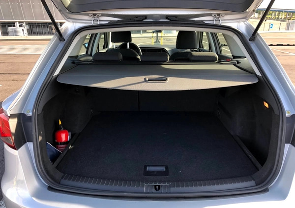 Seat Leon cena 33200 przebieg: 230000, rok produkcji 2016 z Wrocław małe 704